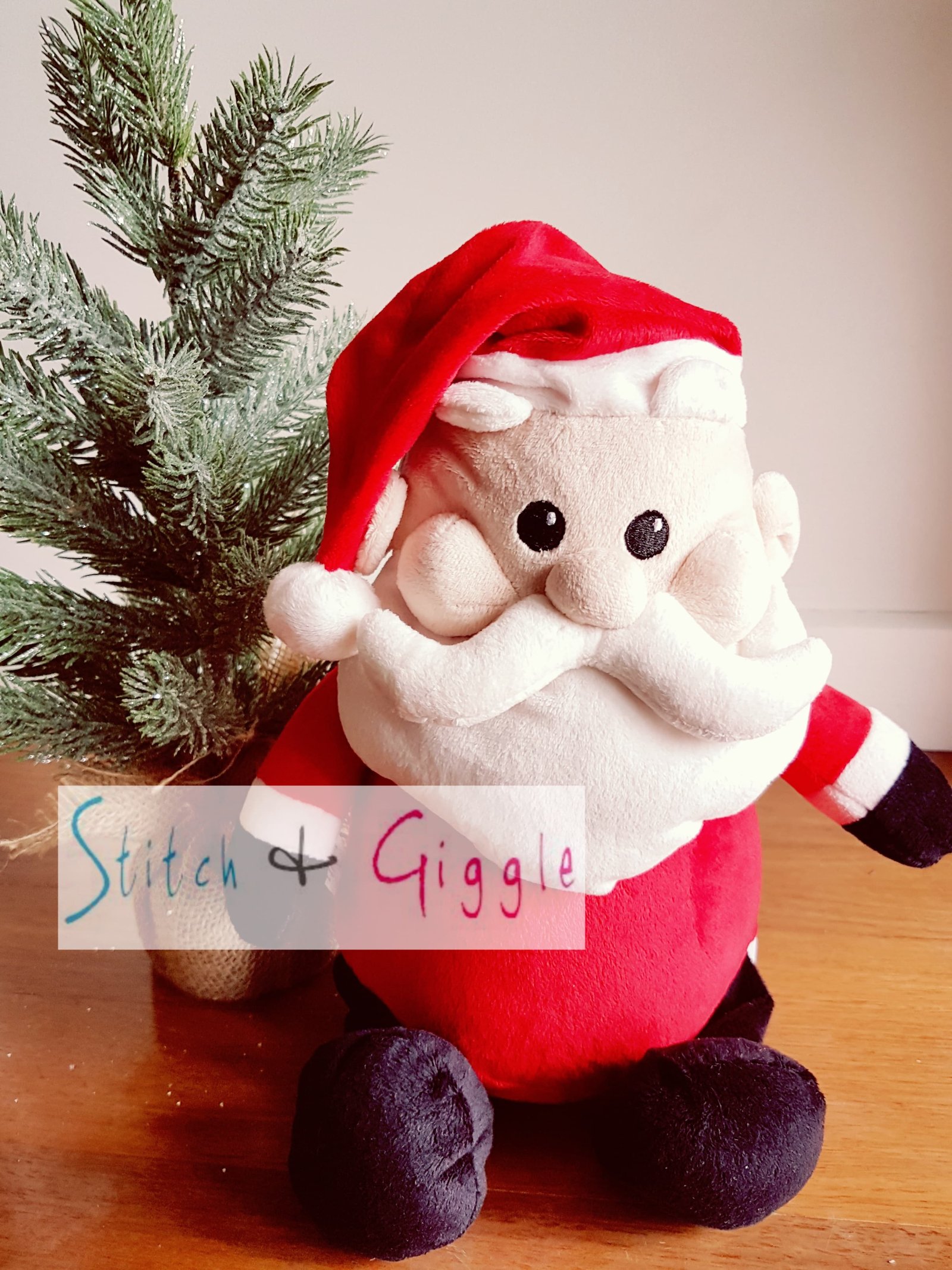 Christmas Santa - Stitch and Giggle